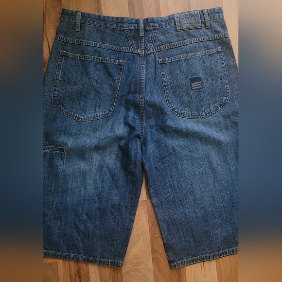 Vintage MFG Jean Shorts Skater Style 15" Inseam Baggy Fit Medium Wash Denim 90s - Picture 2 of 10